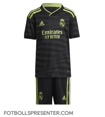 Real Madrid Tredje tröja Barn 2022-23 Kortärmad (+ korta byxor)